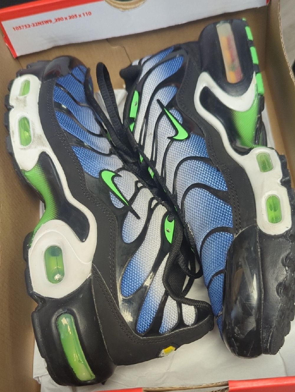 Nike Air Max Plus Black, Cream & Green (GS) Box Label